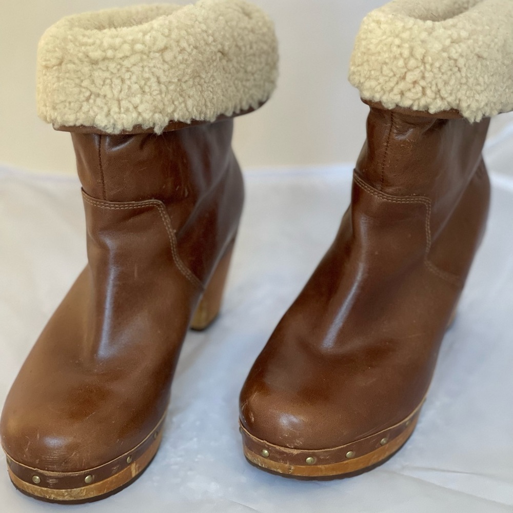 Ugg Womens Lynnea Brown Shearling Stud Clog Boots Sz 8